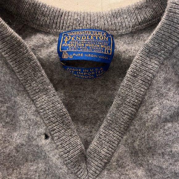 Pendleton 100% virgin wool grey sweater - Picture 3 of 3